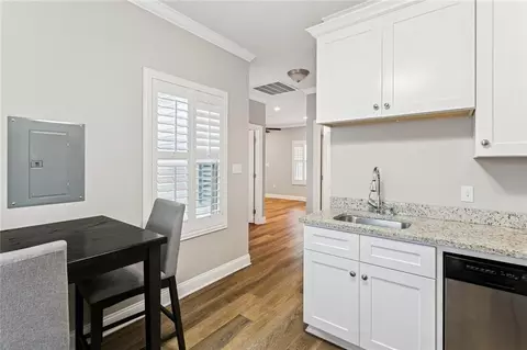 Entry Way - 558 Cypress Dr, Luling, LA 70070 photo 3 of 3
