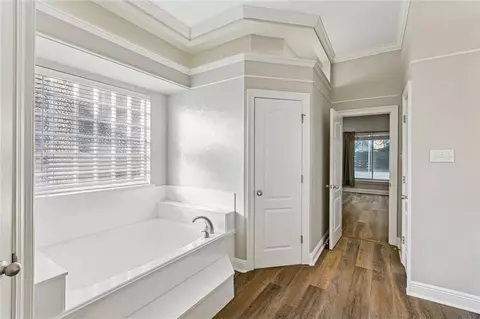 Entry Way - 558 Cypress Dr, Luling, LA 70070 photo 2 of 3