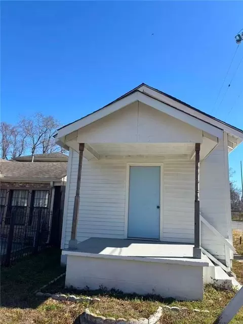 4001 Mcfarland St, New Orleans, LA 70126