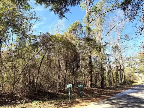 Soult Street, Mandeville, LA 70448