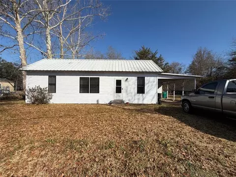 630 E Brimstone St, Sulphur, LA 70663
