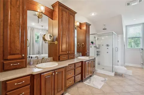 Bath - 111 Doubloon Dr, Slidell, LA 70461 photo 1 of 4