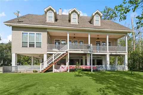 Exterior - 111 Doubloon Dr, Slidell, LA 70461 photo 5 of 5