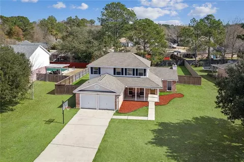 420 Cherrybark Dr, Slidell, LA 70460