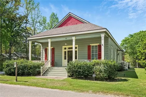 71667 Leveson St, Abita Springs, LA 70420