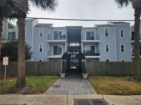 318 Lake Marina Ave #111, New Orleans, LA 70124
