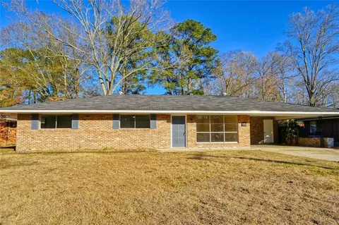 3174 Oakcrest Dr, Baton Rouge, LA 70814