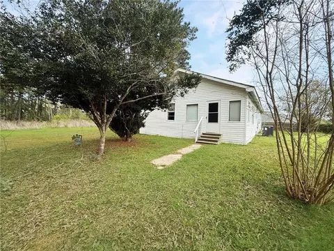 295 Ross Rd, Anacoco, LA 71403