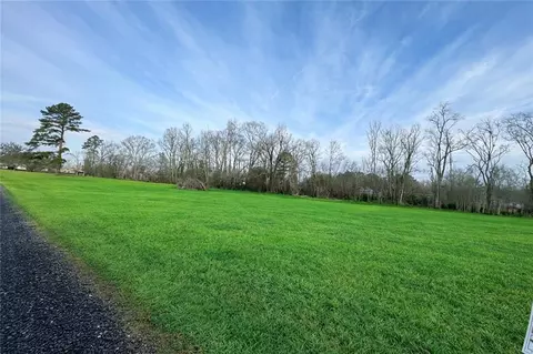 44080 Mary Singletary Rd, Saint Amant, LA 70774