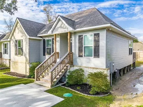 Exterior - 57361 Maple Ave, Slidell, LA 70461 photo 2 of 6