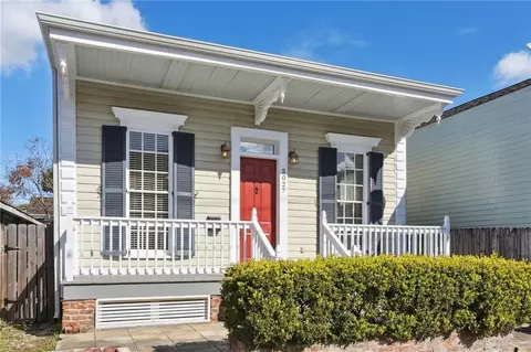 5027 Tchoupitoulas St, New Orleans, LA 70115