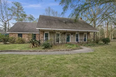 66071 St Michaels Cir, Pearl River, LA 70452