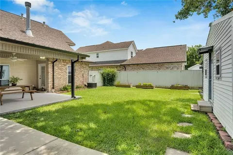 Exterior - 500 Terri Dr, Luling, LA 70070 photo 7 of 8