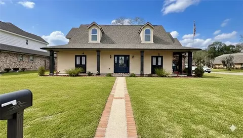 500 Terri Dr, Luling, LA 70070