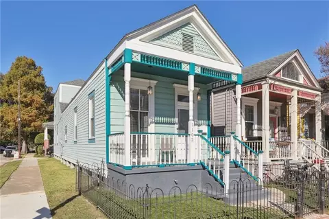 1102 Adams St, New Orleans, LA 70118