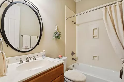 Bath - 231 Beebalm Cir, Covington, LA 70435 photo 4 of 4