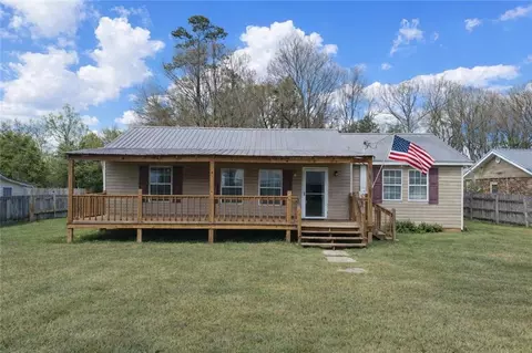 1135 W 8th St, Bogalusa, LA 70427