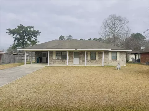14235 Happywoods Dr, Hammond, LA 70403