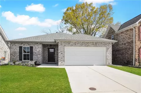 2809 Saint Marie Dr, Meraux, LA 70075