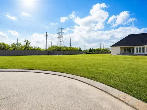lot8 Heron Dr, Westwego, LA 70094