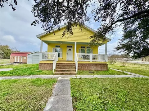 105 Mimosa Ln, Port Sulphur, LA 70083