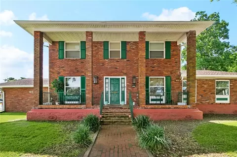 4639 Berkley Dr, New Orleans, LA 70131