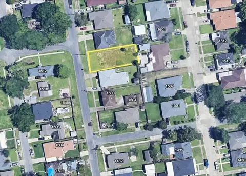 1512 Webster St, Kenner, LA 70062