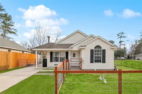 1506 Jasmine St, Mandeville, LA 70448