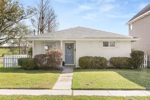 625 Lake Ave, Metairie, LA 70005