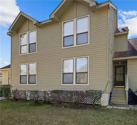 77 W Chamale Cove Dr #77, Slidell, LA 70460