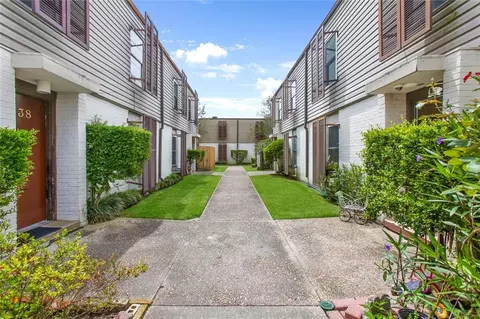 1140 Lake Ave #1140, Metairie, LA 70005