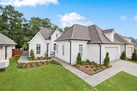 588 N Corniche Du Lac, Covington, LA 70433