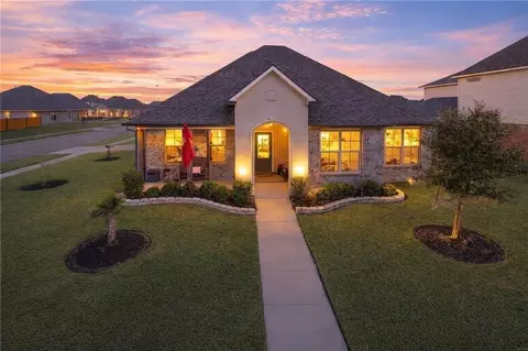 1336 Shipyard Dr, Slidell, LA 70461 photo 1