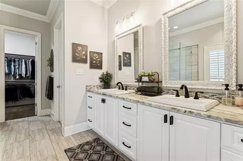 Bath - 898 S Corniche Du Lac, Covington, LA 70433 photo 1 of 4