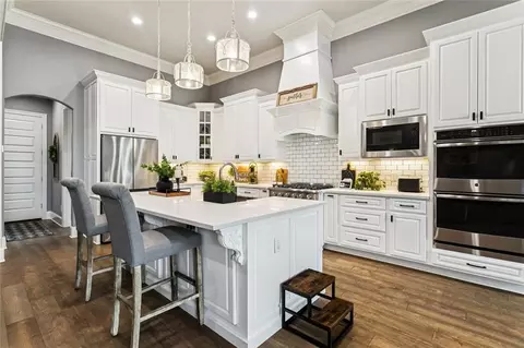Kitchen - 898 S Corniche Du Lac, Covington, LA 70433 photo 2 of 2