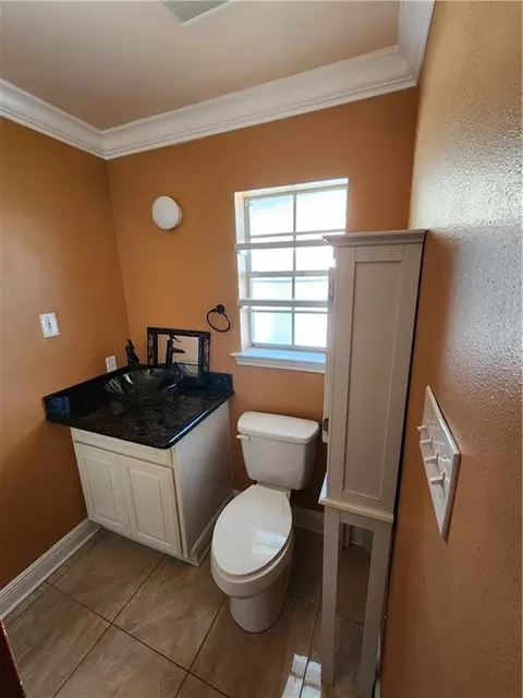 Bath - 17 Rue Lemans, Kenner, LA 70065 photo 4 of 5
