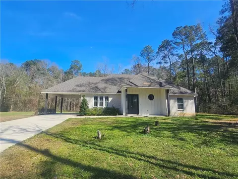 71444 Jefferson Ave, Covington, LA 70433