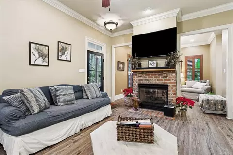 Living - 929 W 17 Ave, Covington, LA 70433 photo 2 of 2