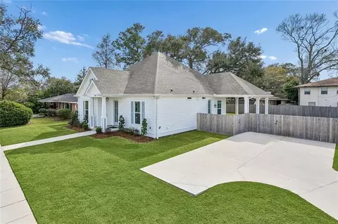 816 Colony Pl, Metairie, LA 70001