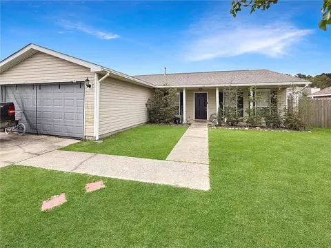 1021 William Dr, Slidell, LA 70460