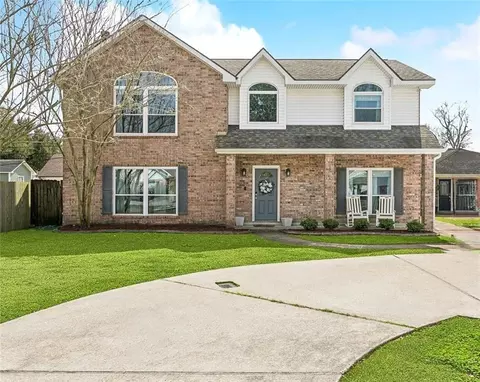 15 Pinto Ln, Saint Rose, LA 70087