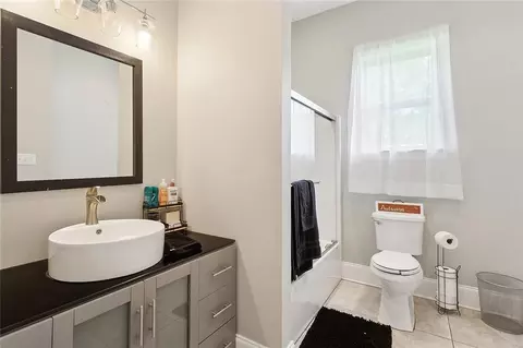 Bath - 317 E Augusta Ln, Slidell, LA 70458 photo 4 of 4