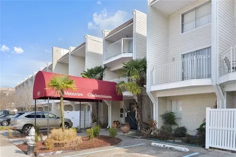 3805 Houma Blvd #301C, Metairie, LA 70006