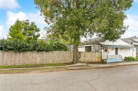 2230 N Roman St, New Orleans, LA 70117