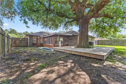 Exterior - 201 Darwin Dr, Slidell, LA 70458 photo 7 of 7