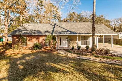 40052 Browns Oak Ln, Ponchatoula, LA 70454