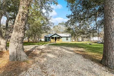 36766 Longleaf Dr, Independence, LA 70443