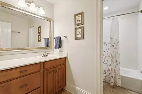 Bath - 63 Doubloon Dr, Slidell, LA 70461 photo 4 of 5