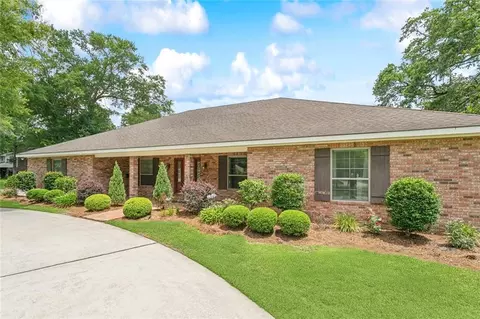Exterior - 63 Doubloon Dr, Slidell, LA 70461 photo 4 of 21