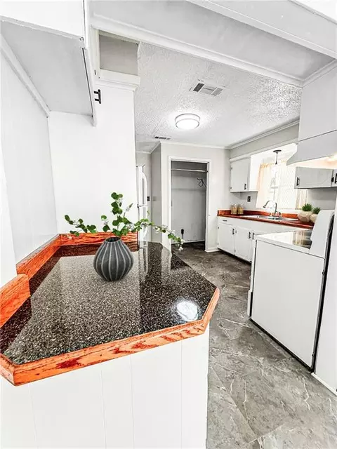 Kitchen - 6628 Bailey Rd, Deridder, LA 70634 photo 4 of 4